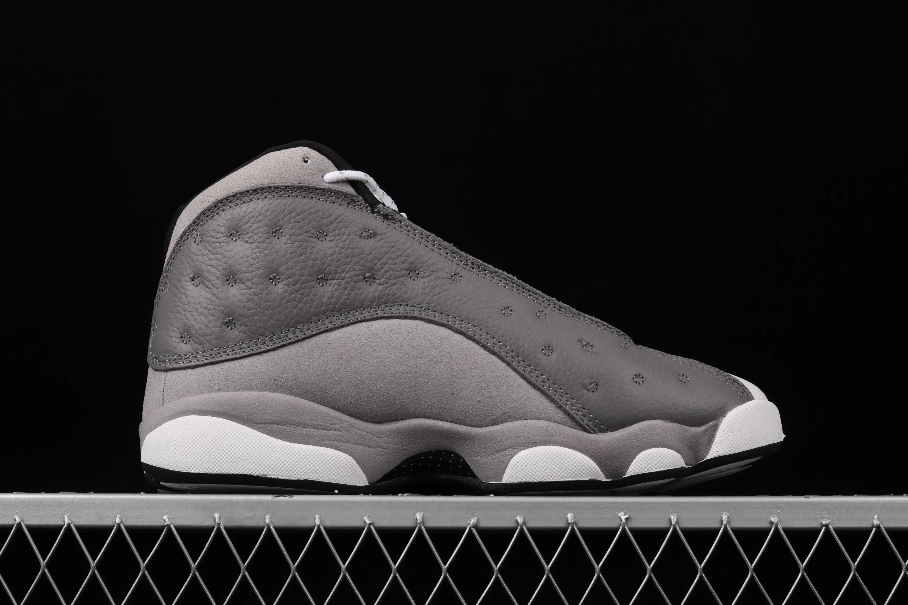 All categories Air Jordan Jordan series basketball shoes Air Jordan 13 Air Jordan 13 Retro AJ13 cool gray original real carbon real cat 414571-016
